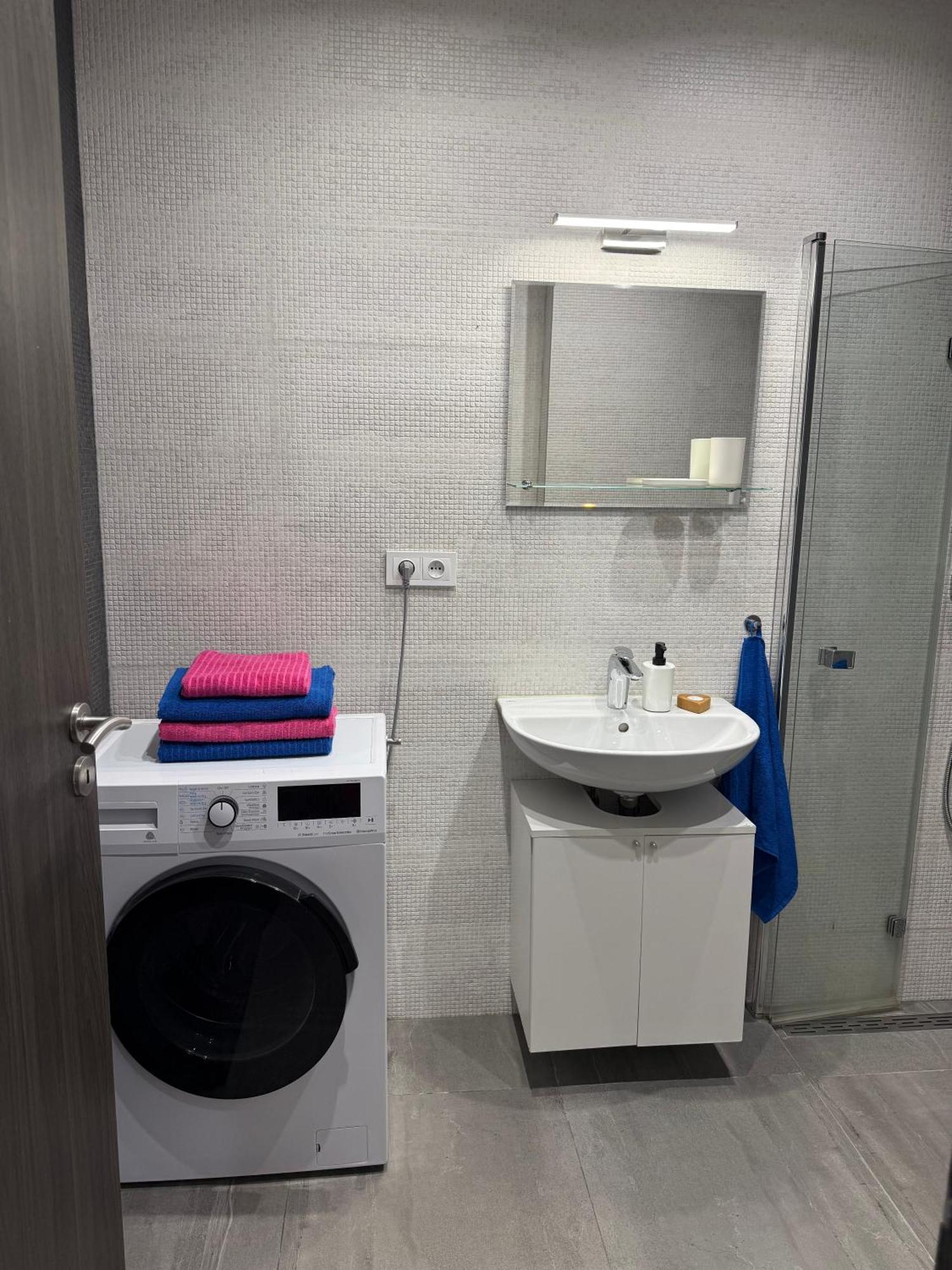 Apartamento 72m2 Private Garden Parking Free Praga